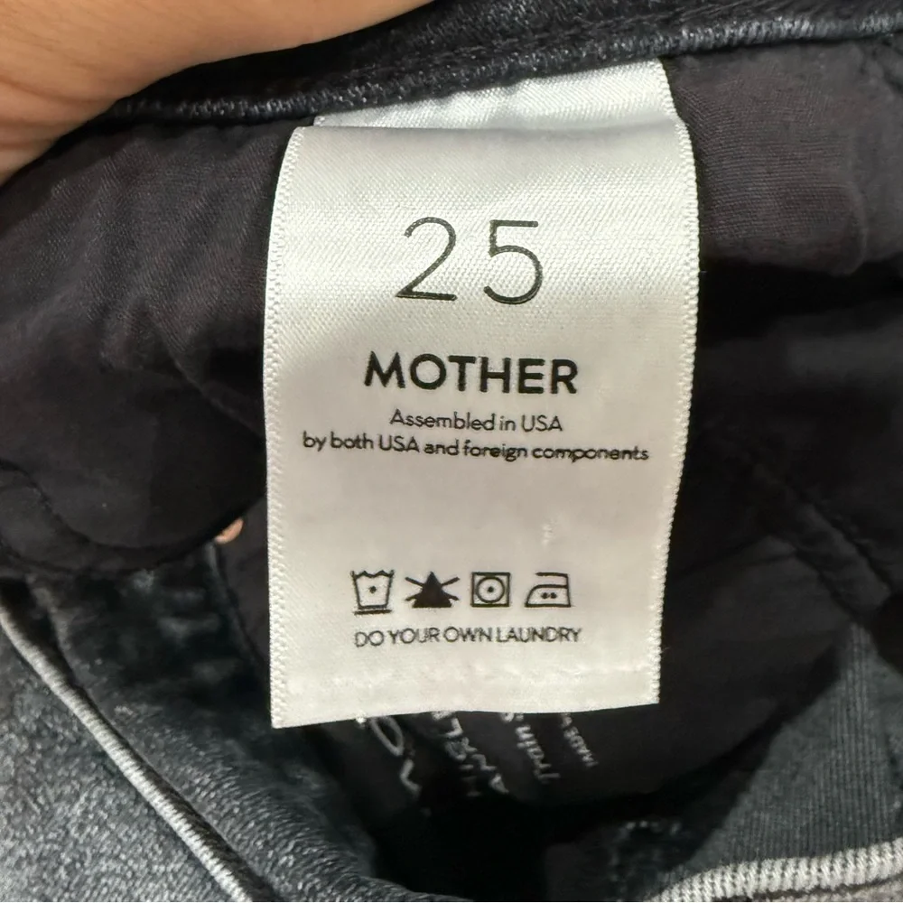 Mother Jeans High Waisted Rascal Ankle Snippet in Train Stops